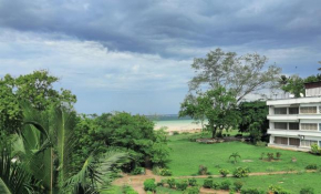 Doreen beach apartment